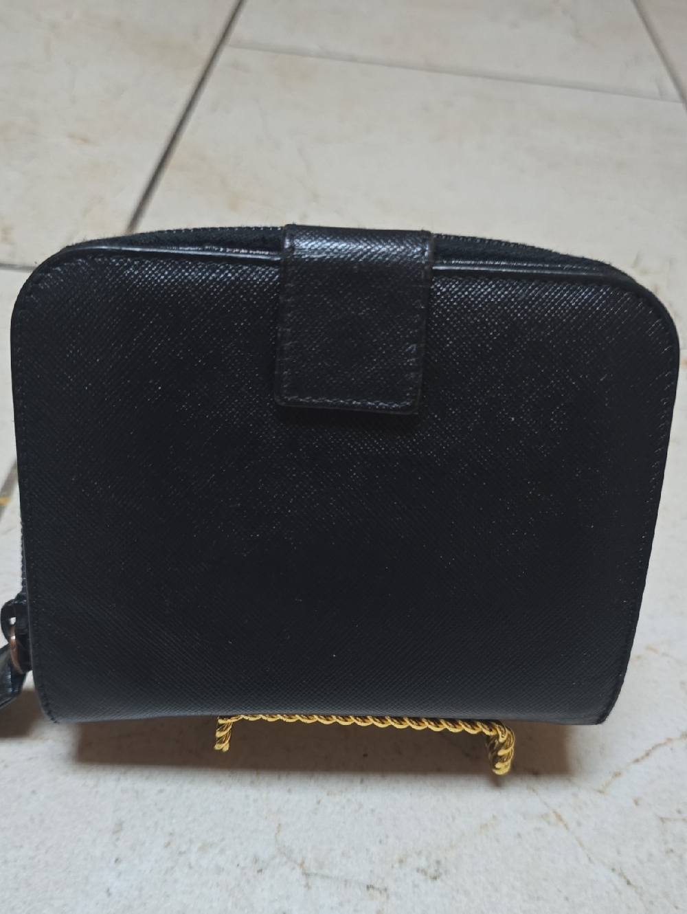 Prada Saffiano Black Leather Zip Around Wallet Unisex - Picture 5 of 12